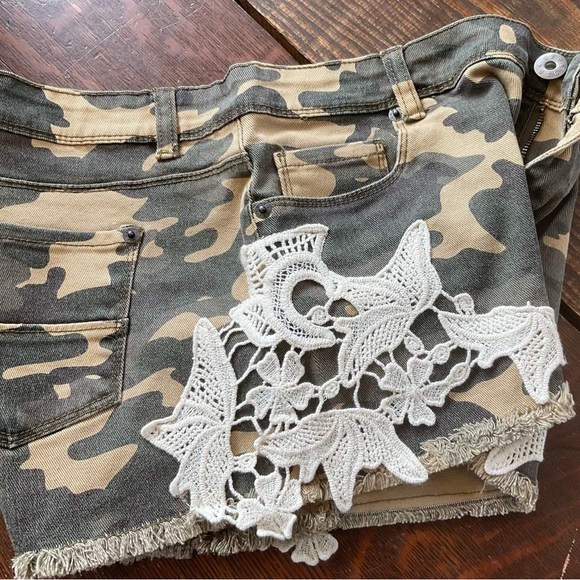 URBAN BASICS SHORTS  SIZE ‘’13’’  CROTCHED PARTS   BRAND NEW - Picture 10 of 14